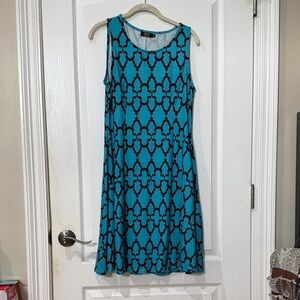R&B collection size small sleeveless swing dress